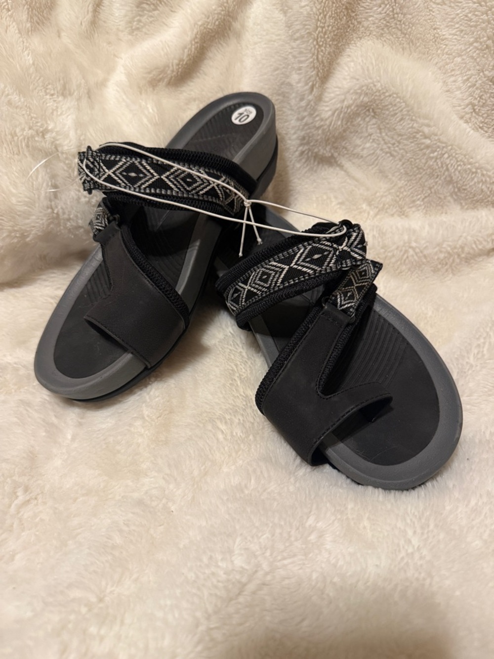 BareTraps Black and Gray Slide Sandals with Patterned Straps